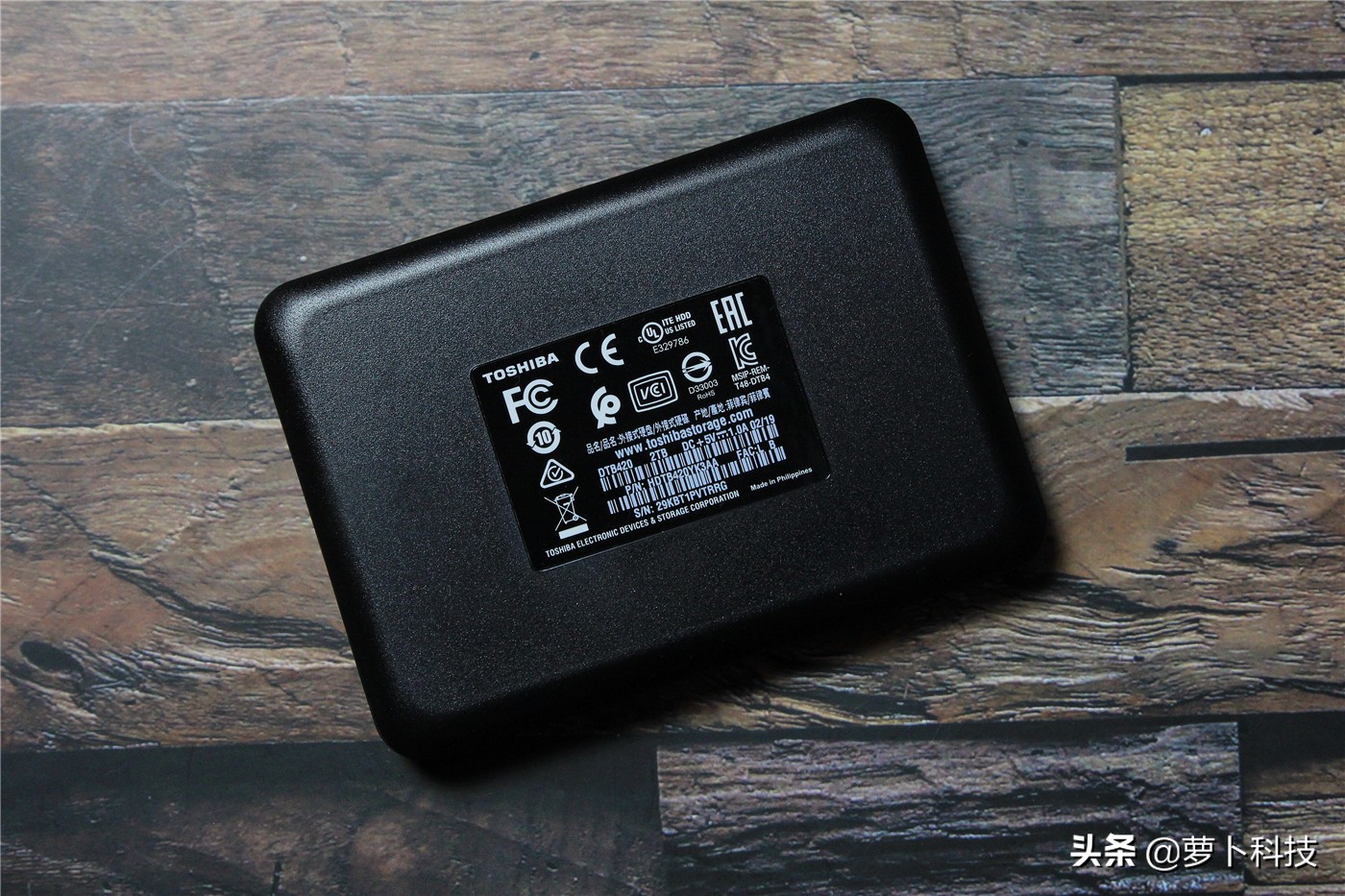 东芝移动硬盘a3和slim哪个好,东芝a3移动硬盘为啥那么便宜