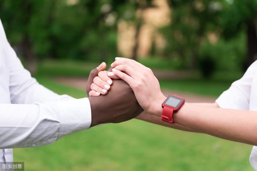 工作没时间如何正确的教育孩子,用打工方式教育孩子视频