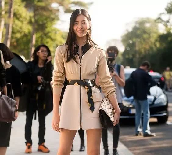 刘雯大包包推荐,刘雯同款豹纹包包