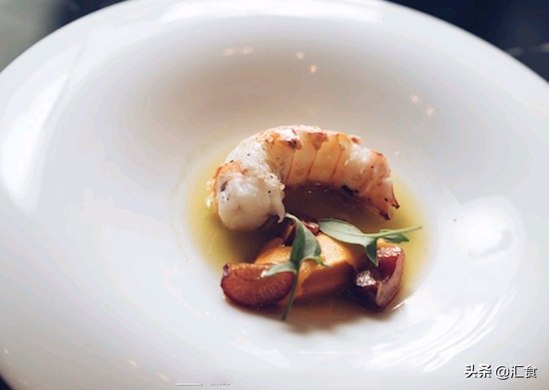 桔子渍八爪鱼、角虾五叶松柚子、蘑菇栗子面疙瘩