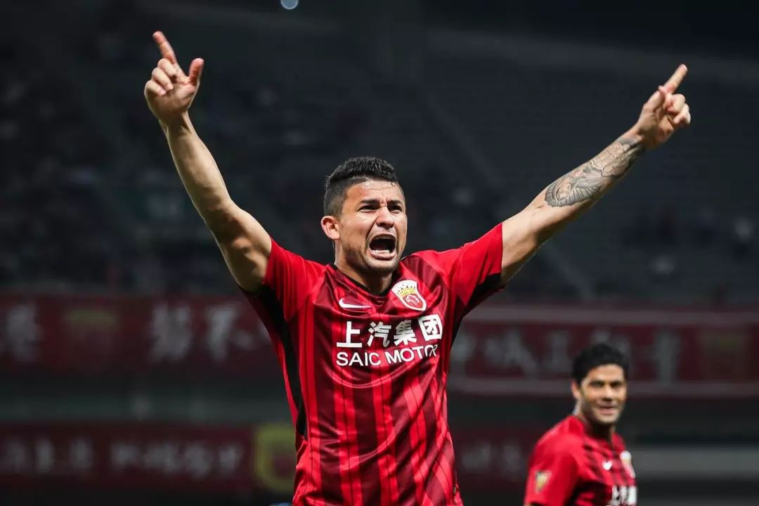 在中国踢球很久的外援,在中国踢球的南美外援