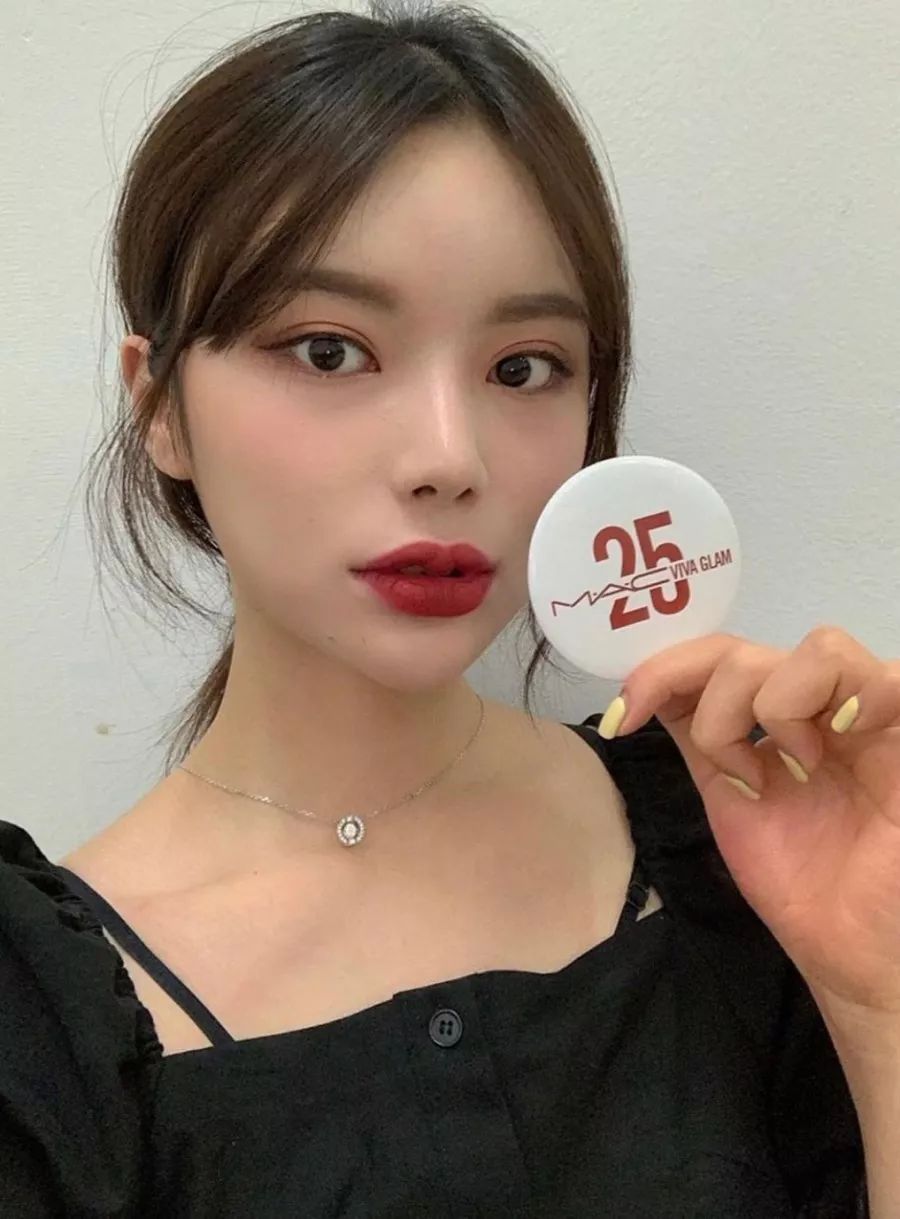 强势吊打405，阿玛尼这支新色你一定要有