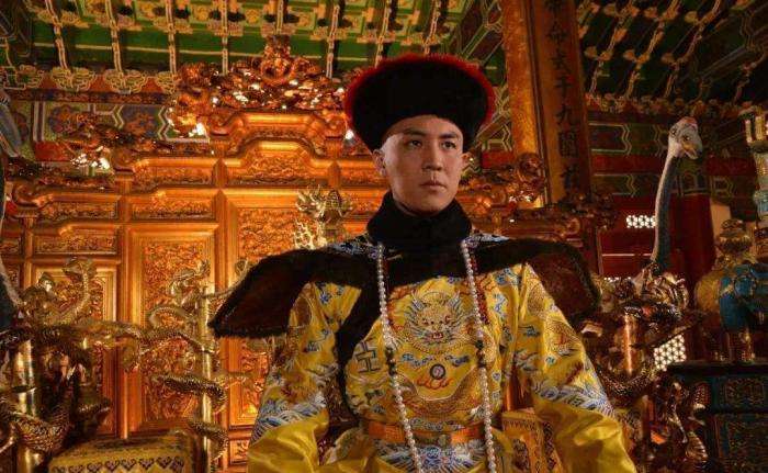 嘉庆帝掌权时期—清朝由盛转衰的时代