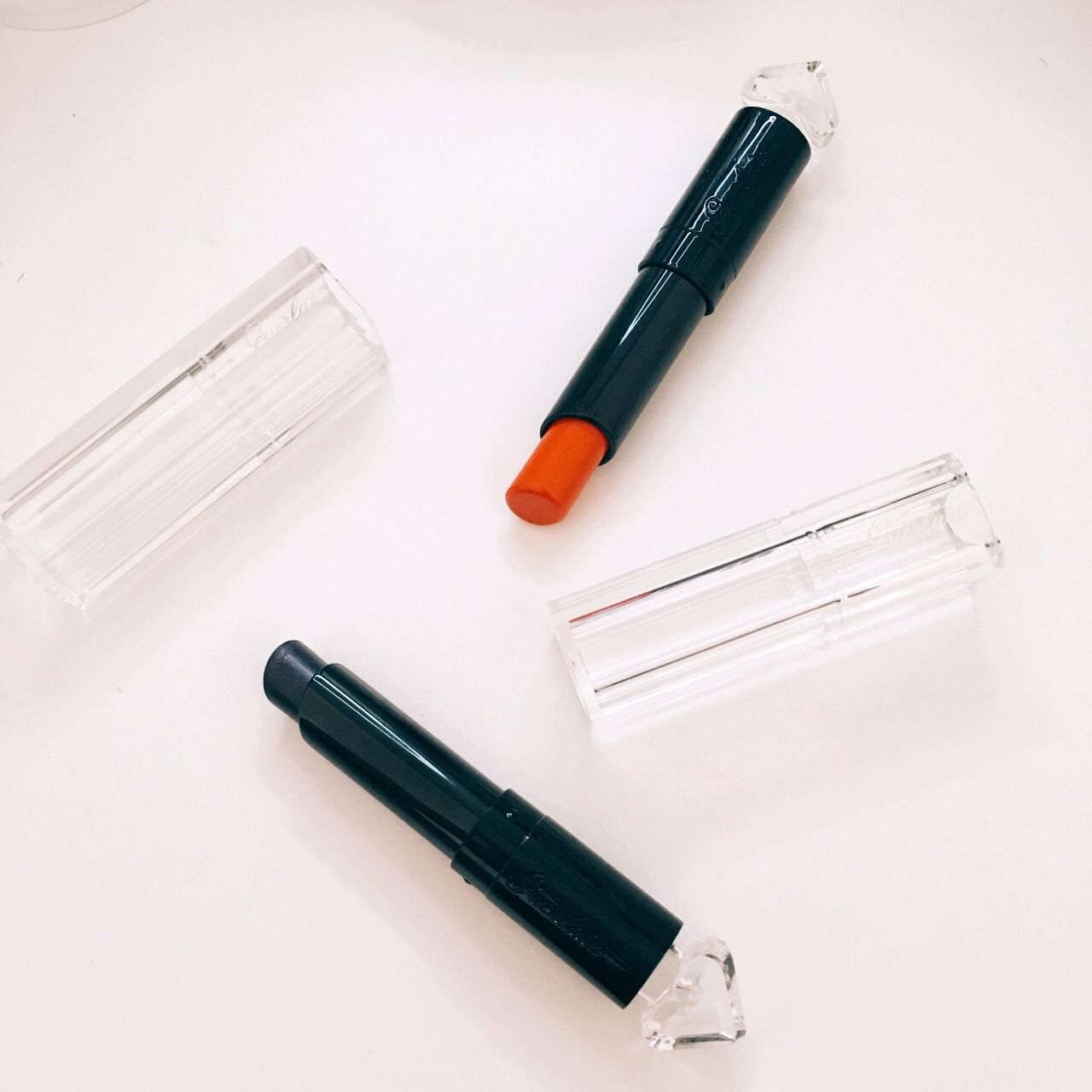 素颜涂什么颜色的口红秋冬,素颜涂什么颜色的口红啊