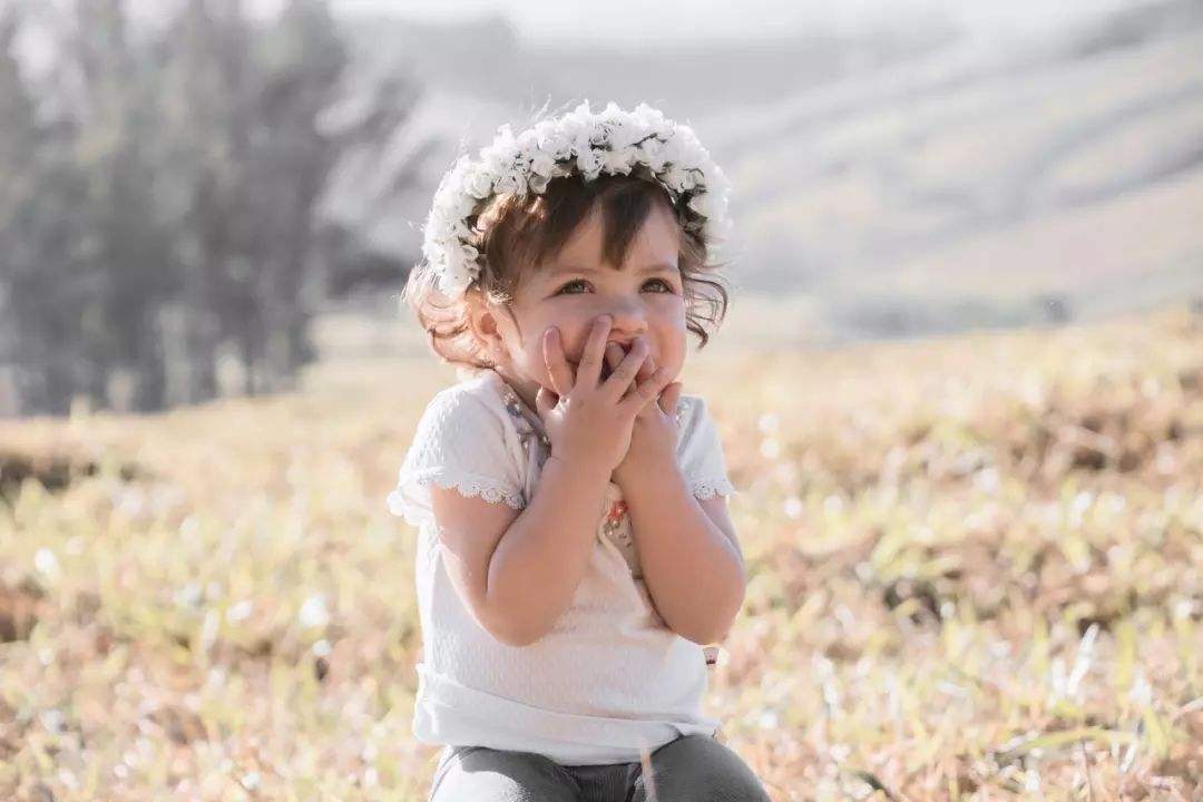 漫展掀女生裙子男生致歉,16岁女孩广东漫展