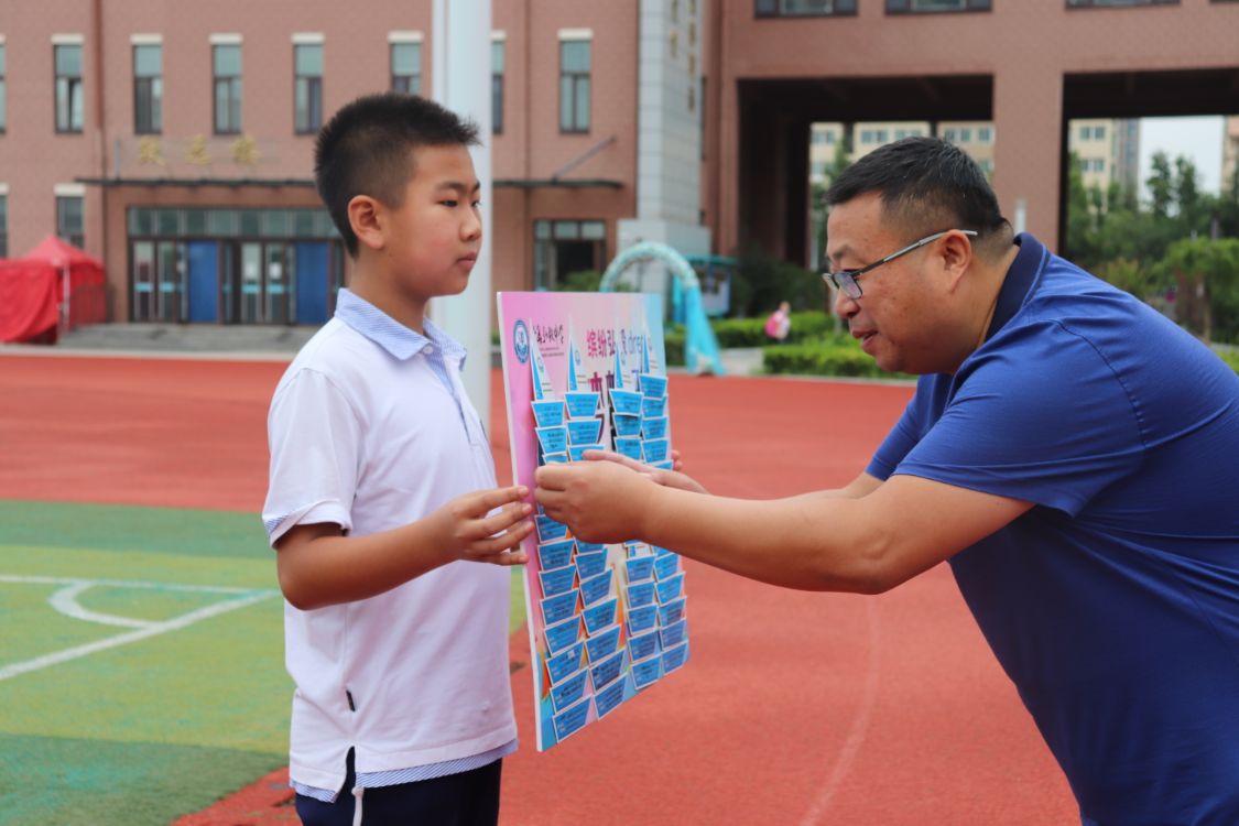 青岛弘毅中学校,青岛弘毅中学最新消息