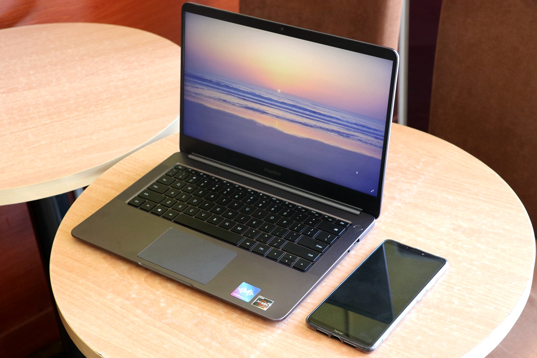 荣耀2019magicbook和magicbookpro,荣耀magicbook142050续航