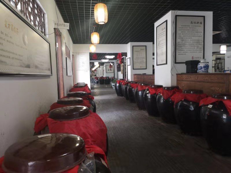 中药饮品消费人群,中药茶饮成年轻人养生新宠