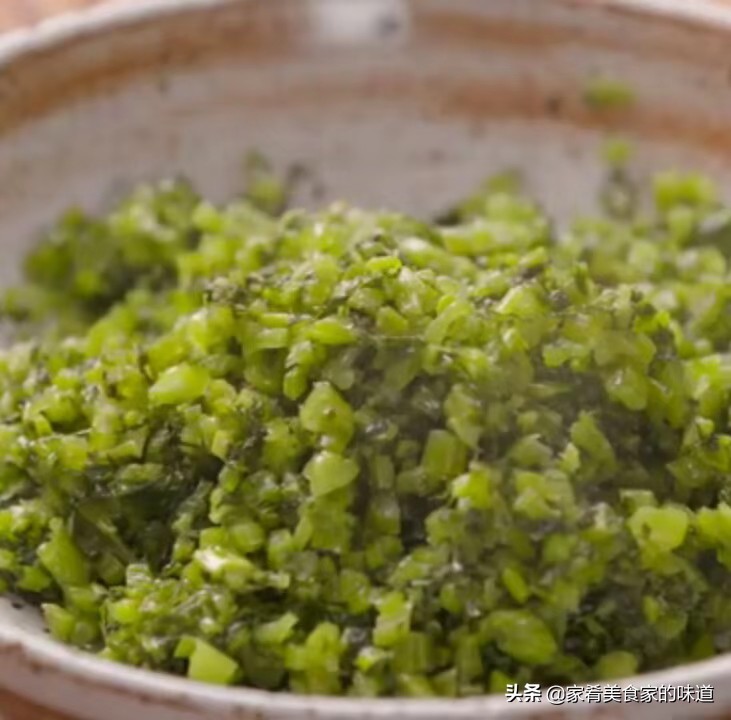 雪菜墨鱼的家常做法,墨鱼炒雪菜如何才能墨鱼嫩