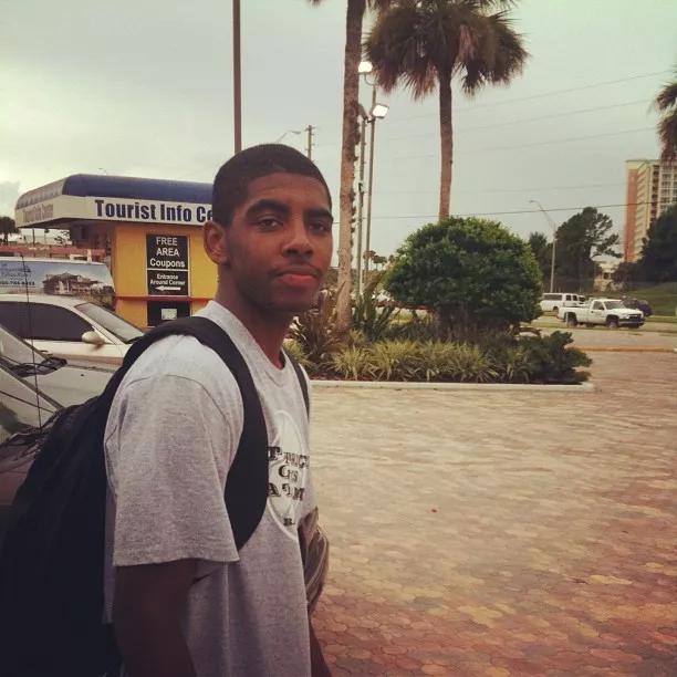 欧文入选nba75大巨星了吗,欧文为什么没有入选nba75大巨星