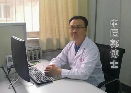 月经淋漓不尽吃中药止血后量变多,例假淋漓不尽隔几天还流一股鲜血