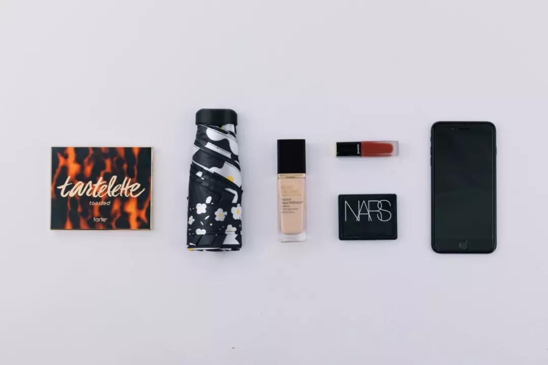 即使下冰雹也能挡的Banana晴雨伞,一甩即干下一秒遮阳,我需要它