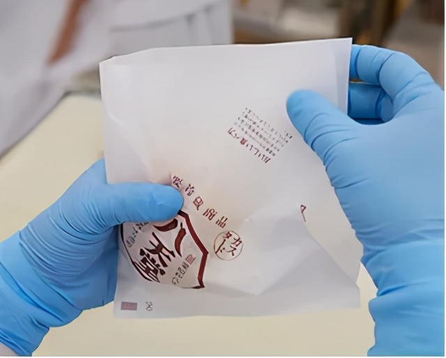 爆卖的“八天堂”竟然是家濒临破产的老字号商店！如何走出低谷？