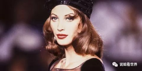 模特控诉维密潜规则,百名模特控诉维密照片