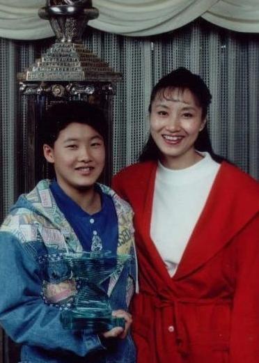 跳水女王郭晶晶和伏明霞漫画版,跳水皇后伏明霞和郭晶晶的区别