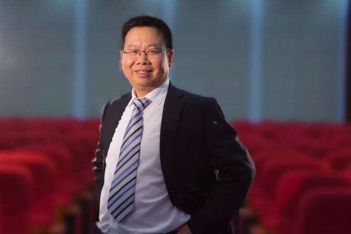 36岁创业的老板,36岁辞职创业年收入300万