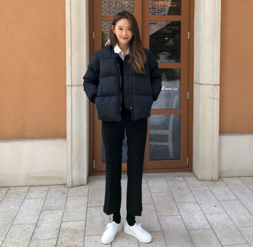 鲨鱼裤女款喇叭裤2022款网红款,可以穿鲨鱼裤的羽绒服