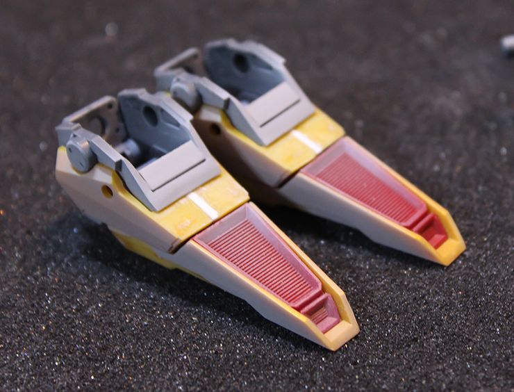 佳作：瘦脸神技，黄金拂晓高达改造