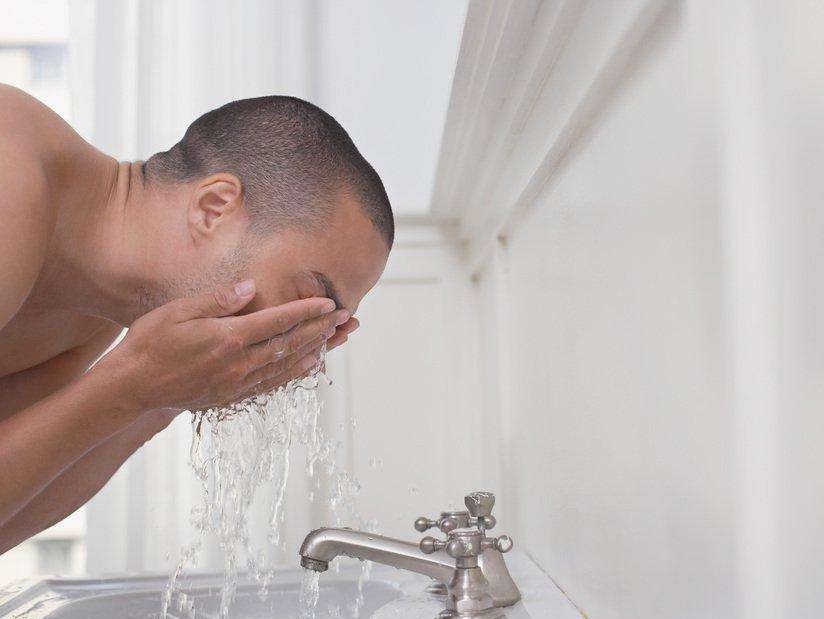 男生护肤的正确步骤与产品推荐,男生正确护肤步骤和方法