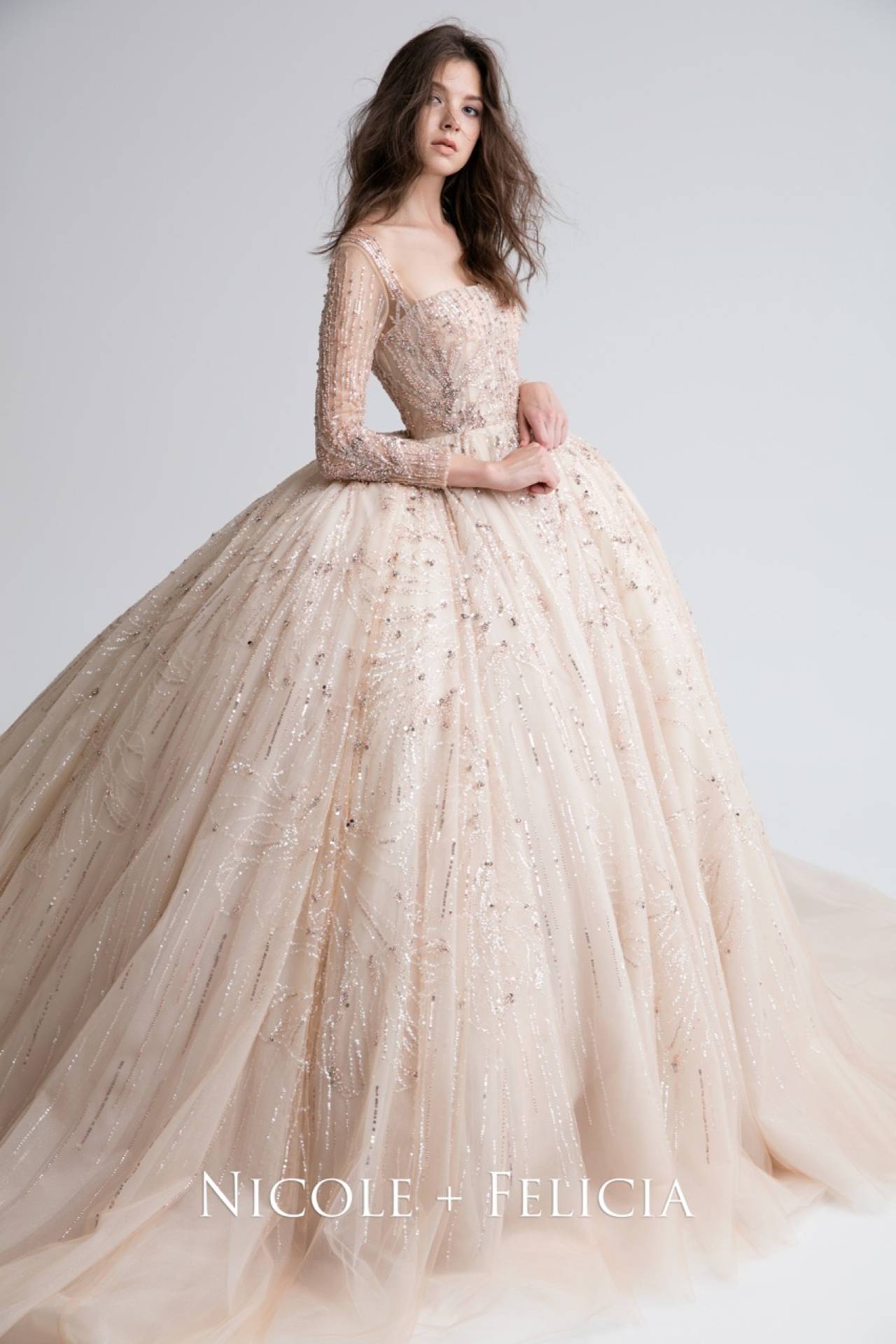 nicolestgillesparis品牌,nicolefelicia香槟色