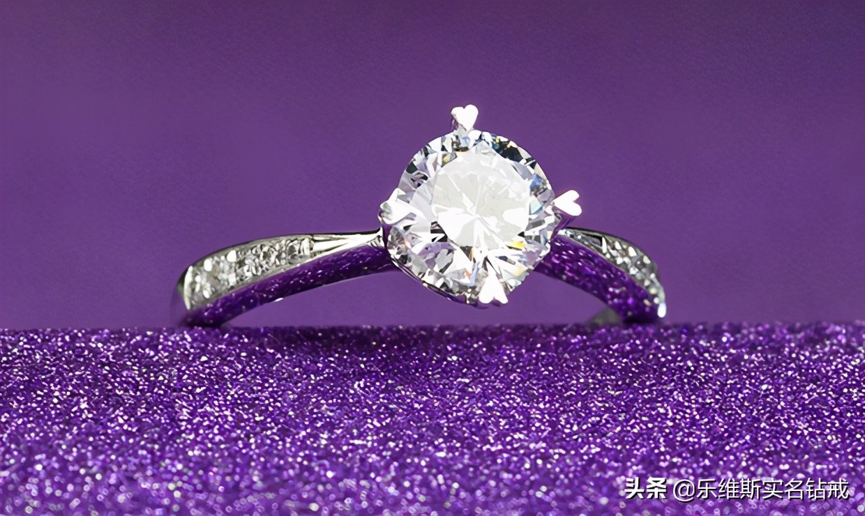 定制钻戒怎么查看钻石多大,钻戒定制的流程是怎样的呢