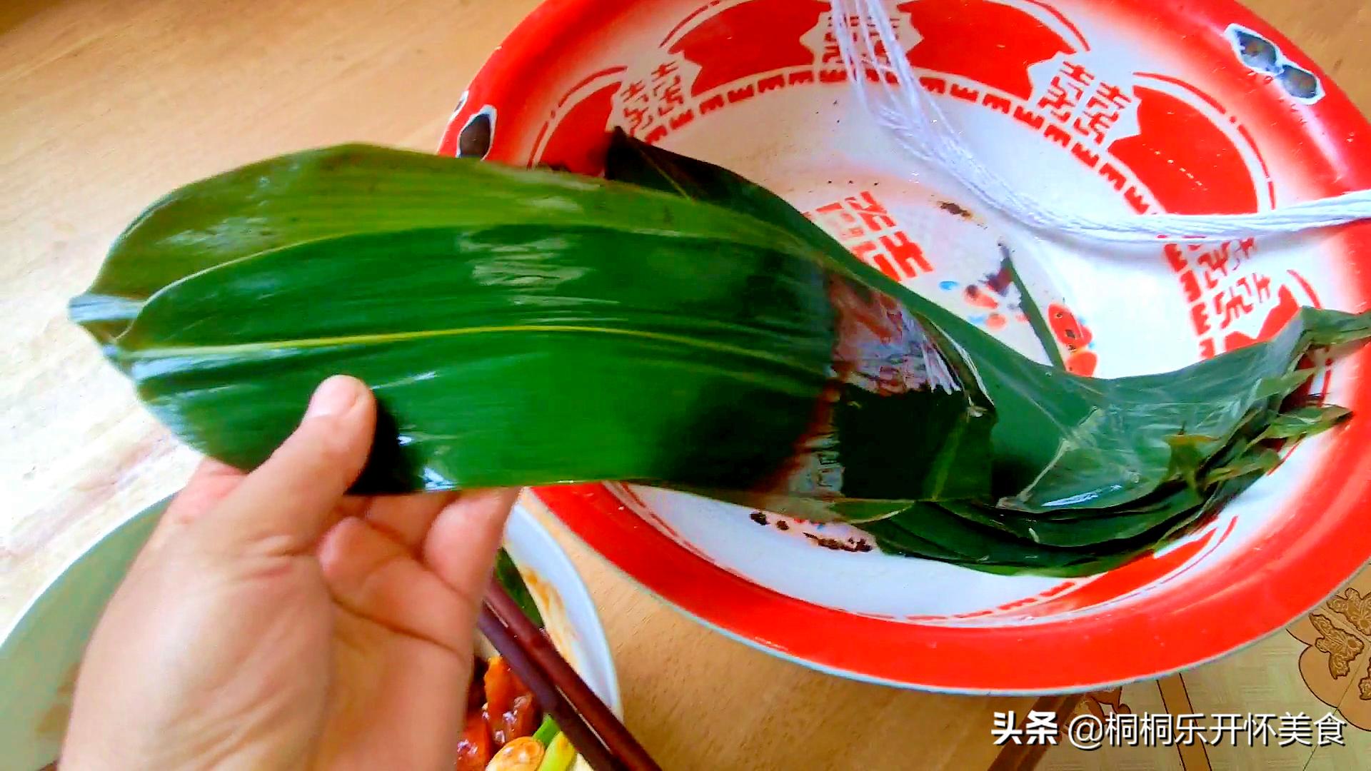 包粽子教程最简单的包法,不会包粽子简单包粽子方法