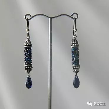 施华洛世奇水晶和珠子打造闪亮弹簧吊坠手链，附制作图解教程