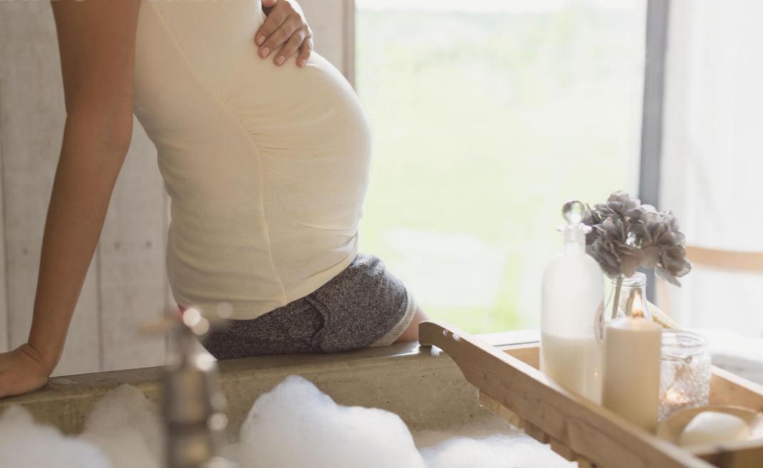 保护子宫和卵巢最好的方法,保护子宫的简单动作10分钟