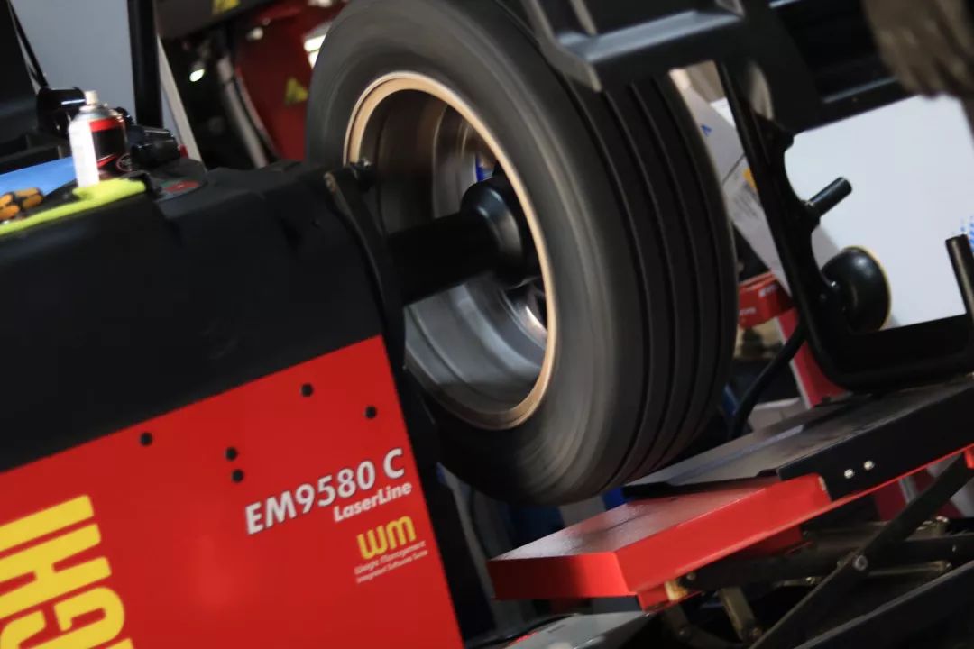 怪兽修车翻新,怪兽修车老车翻新