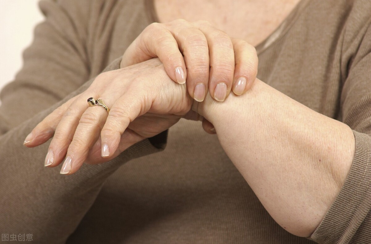 风湿性疾病的治疗,风湿类风湿的治疗方法有哪些