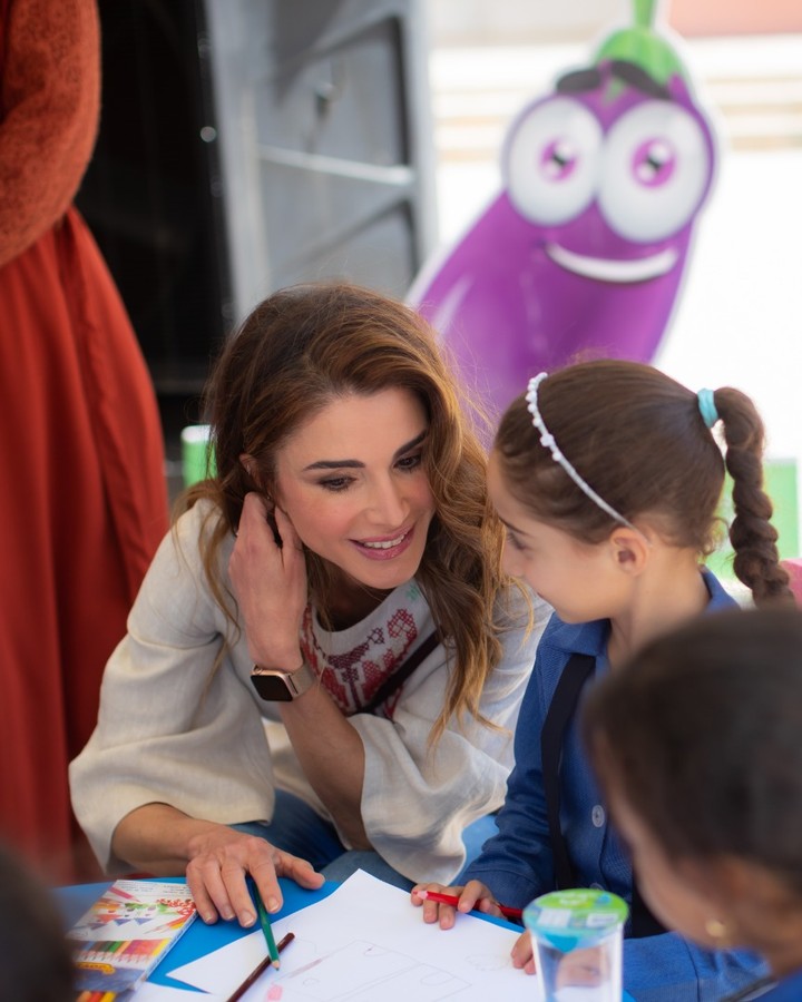 约旦皇后到底多漂亮,约旦最美的王后