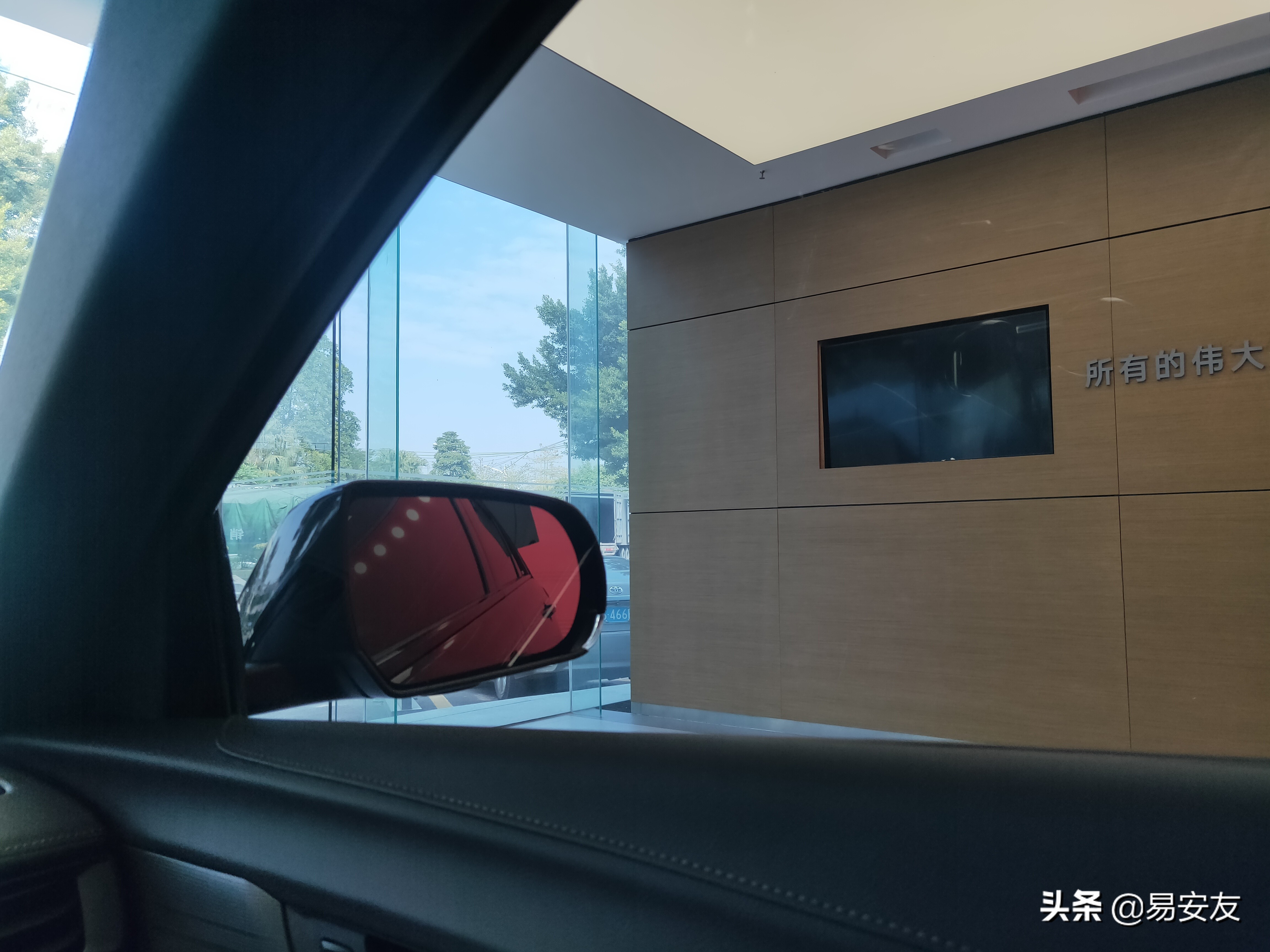 凯迪拉克汽车贴玻璃膜怎么选,凯迪拉克汽车车身贴膜推荐