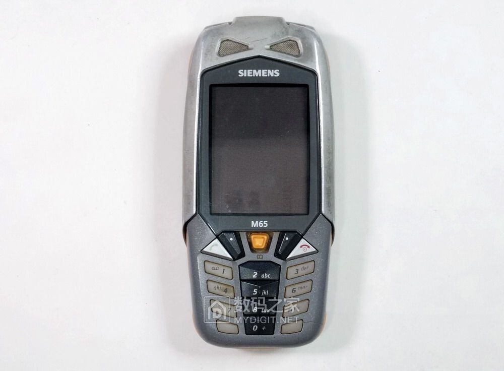 岁月催人老感叹时光流逝忆儿时,岁月催人老犹忆年轻时