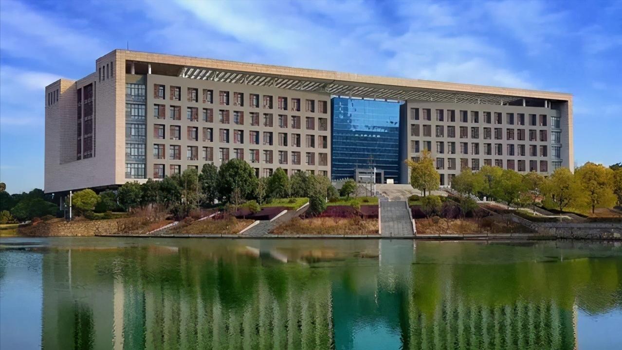 安工程和安工大哪个录取分数高,合肥学院和安工程哪个好