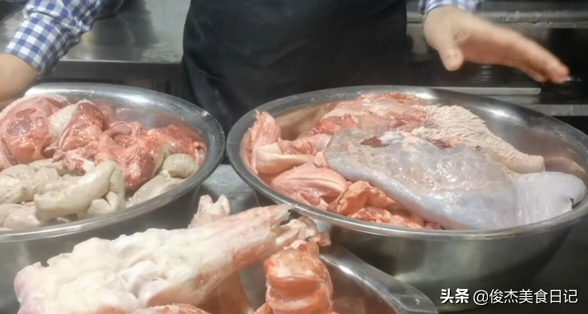 怎样才能学到正宗牛杂,大厨详细分享十五年做牛杂经验