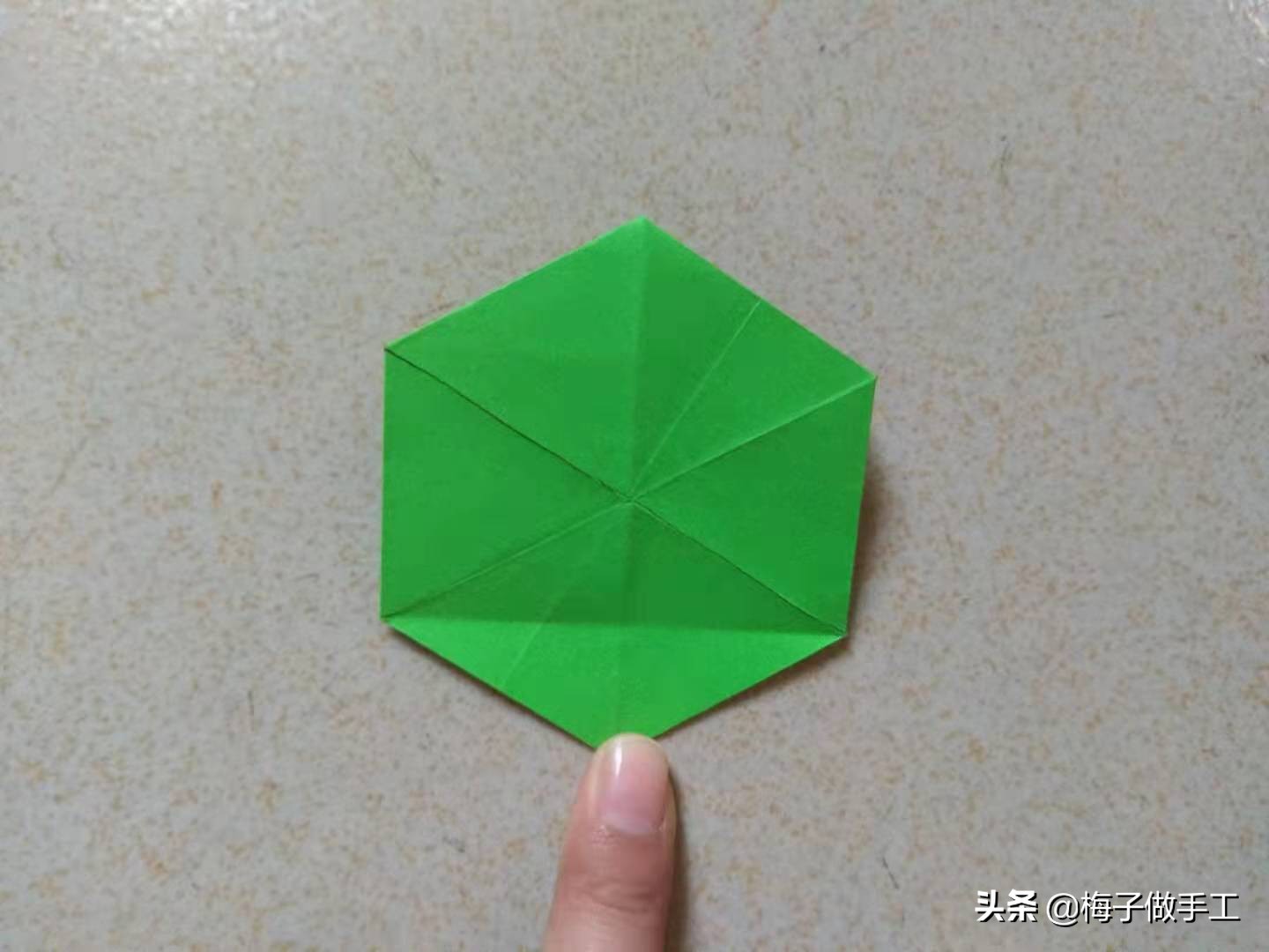 怎么折实心六芒星,手工折纸四角星怎么折