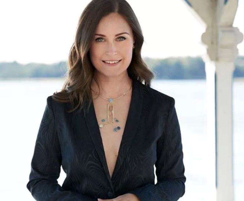 芬兰女总理拍露胸写真被喷辱国！她凭什么成为世界最年轻女总理？