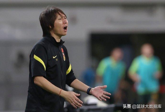 cctv-5国足直播中国vs韩国体育,中国男足李铁访谈0比2输日本