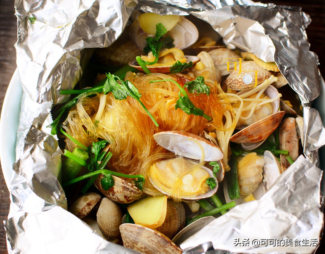 天冷了来一锅暖心又暖胃的花甲粉,这么冷的天来碗热乎乎的花甲粉