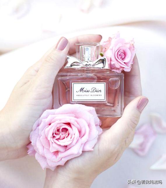 要买香水送人怎么选？对香水完全抓不着头脑的你要知道的事在这里