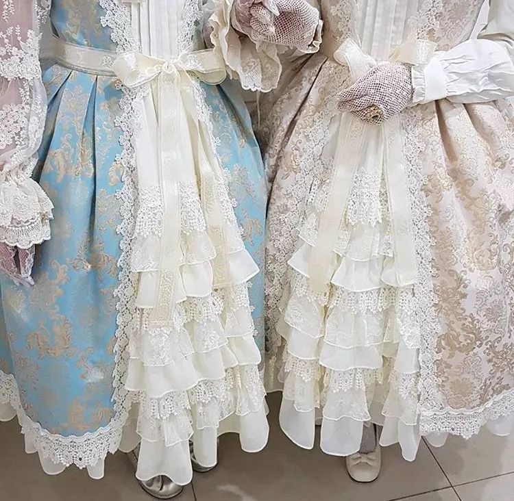 复古洛丽塔洋装,天价洛丽塔自拍