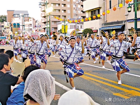 日本羽田机场客机爆燃详细情况,日本羽田机场客机爆炸伤亡多少