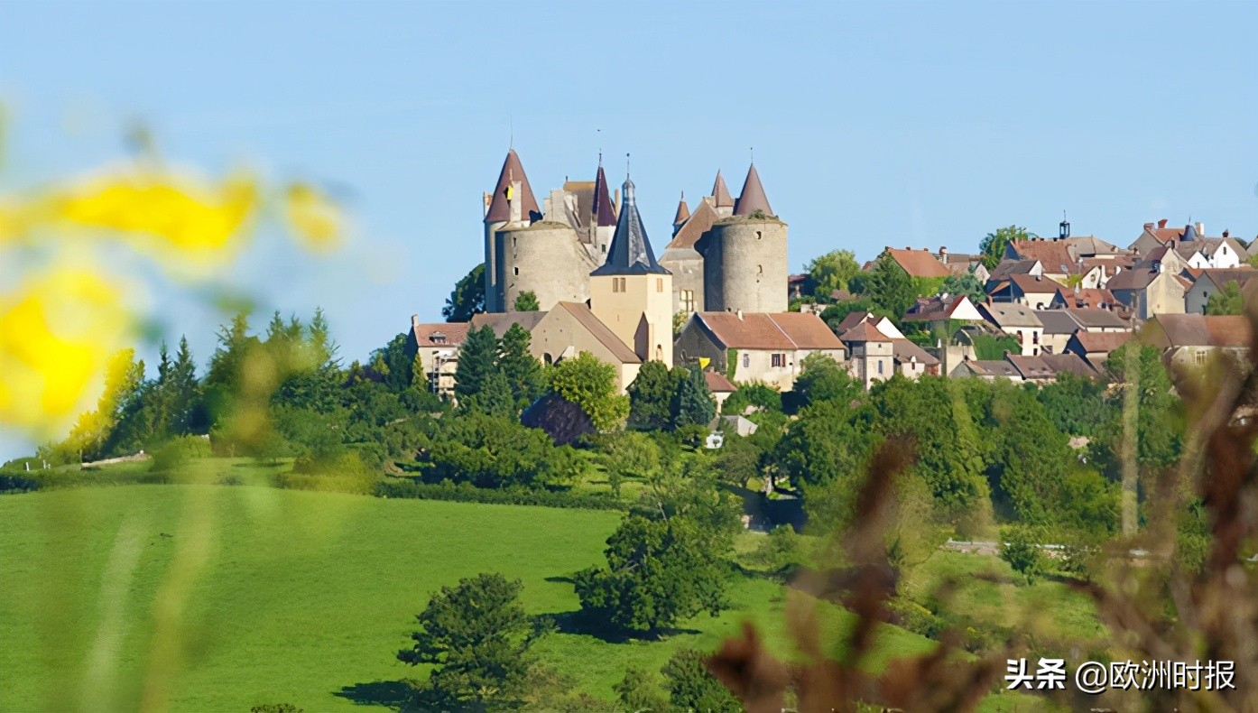 法国十大最美小镇排名,最受欢迎的法国小镇