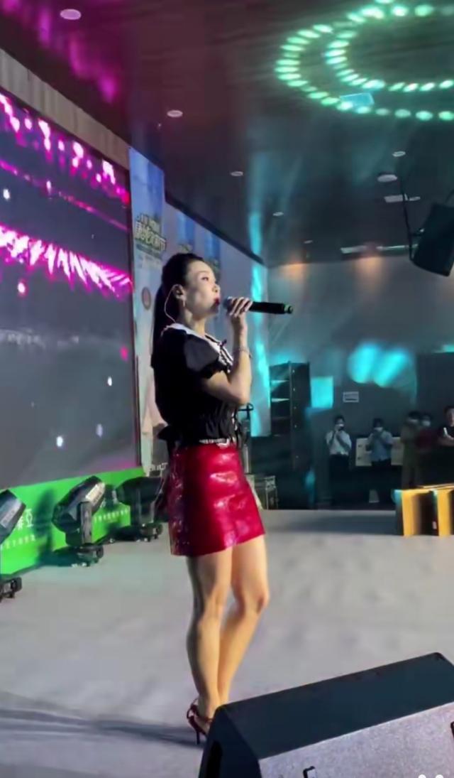 王蓉最新发福视频,王蓉的发福的时候