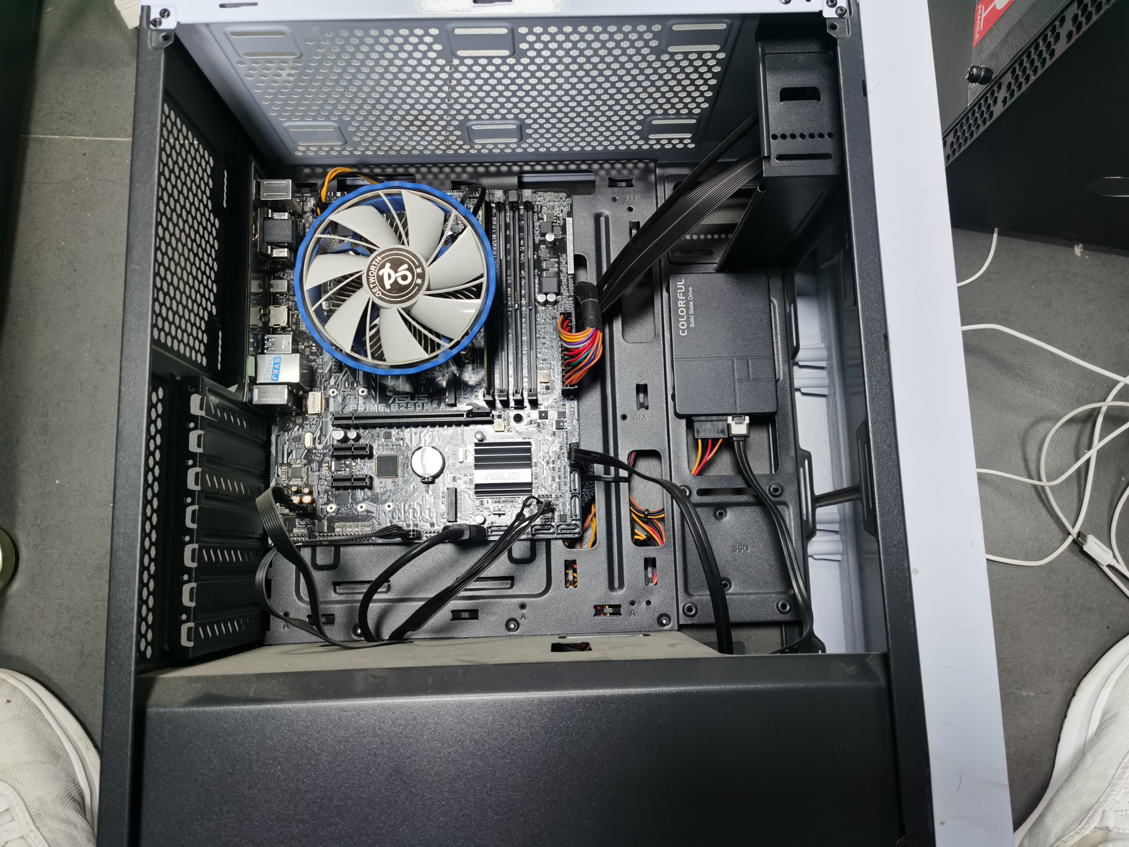 品牌老机箱能装新主板吗,电脑小白怎么重装系统win7