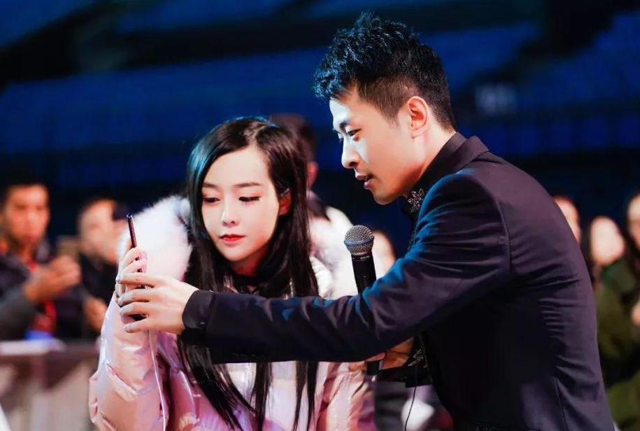 辛巴卖化妆品为什么比专柜便宜,辛巴卖化妆品清单