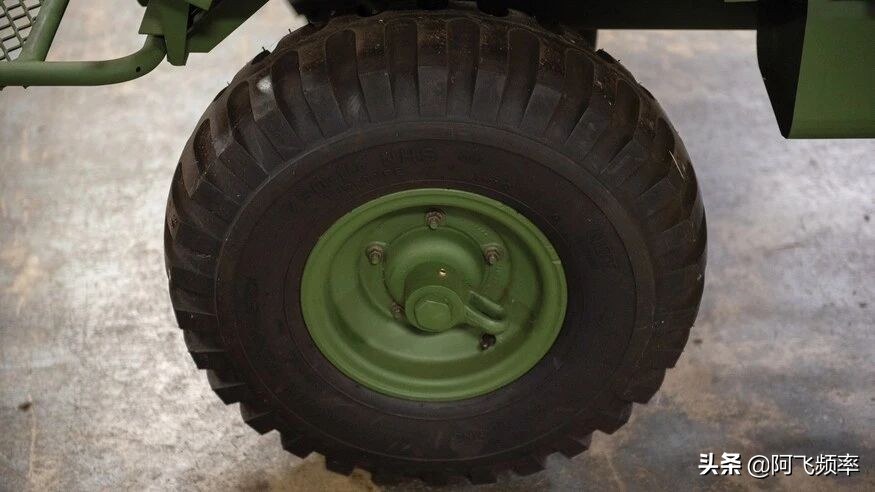 威利斯m274,看起来便宜的越野车威利斯m274