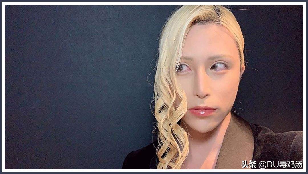 年入3亿男公关Roland:有钱女人拥有“爱情”,我才能拥有金钱