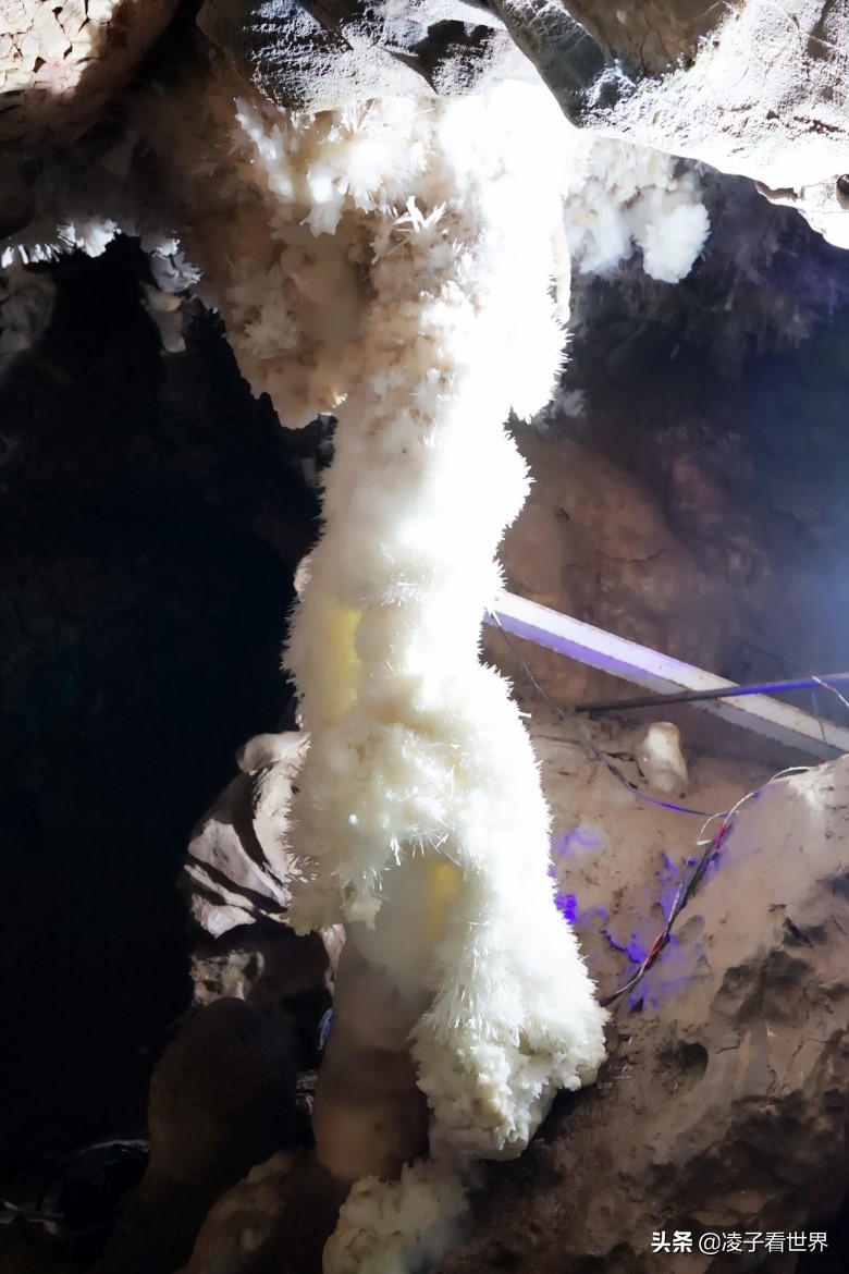 逃离北京40度高温，房山享受22度清凉，看银狐，逛古街吃铁锅炖