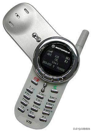 曾经最潮的功能手机,20几年前就买到了4000元,你还记得哪一款?